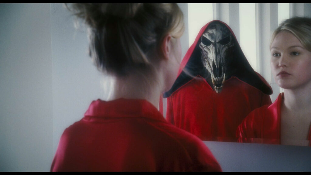 scary movies omen remake