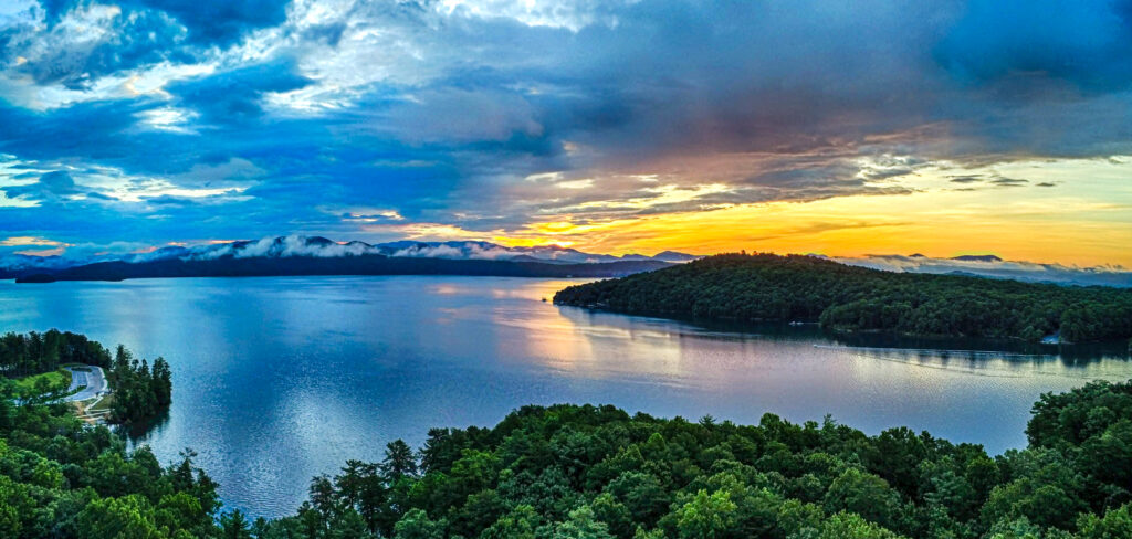 beautiful early morning sunrise on lake jocassee south carolina