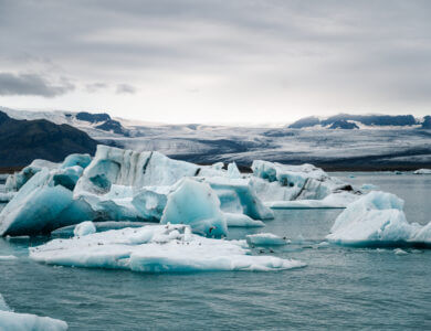 Photo of icebergs during daytime