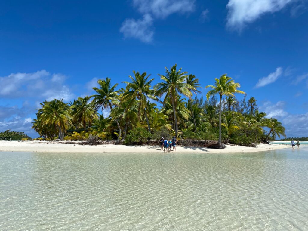 One Foot Island, a small island on the Aitutaki Atoll in the Cook Islands, South Seas, South Pacific Ocean