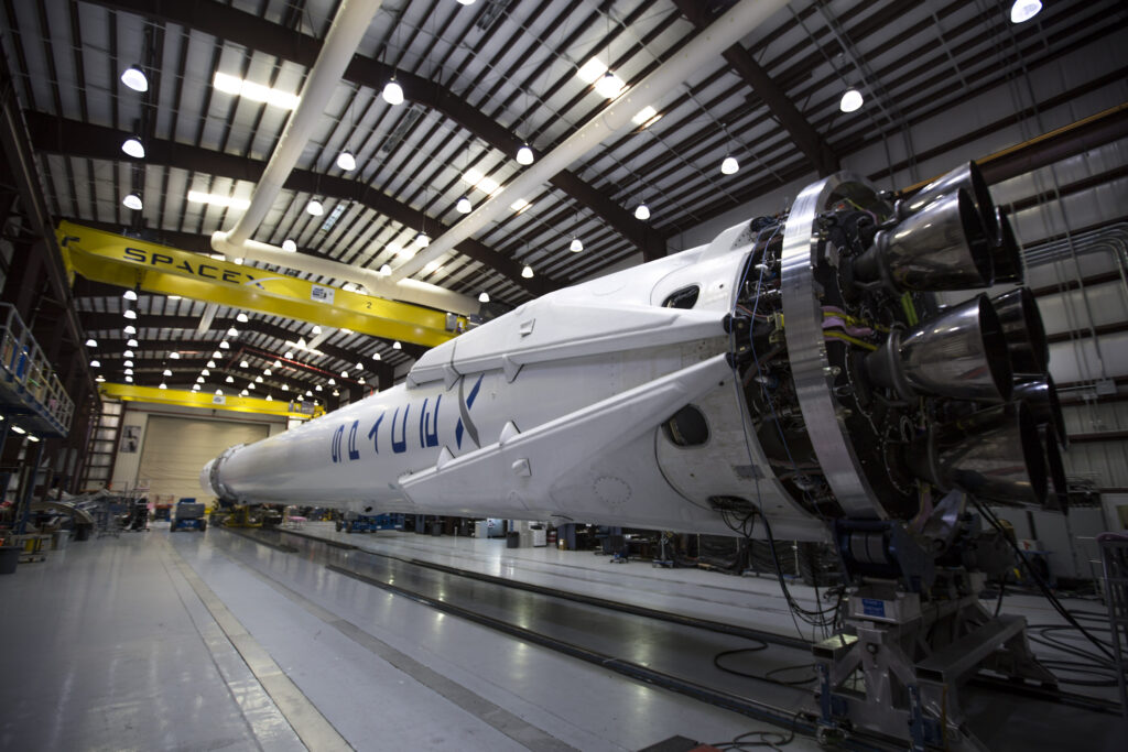 Falcon 9 hangar lights machines