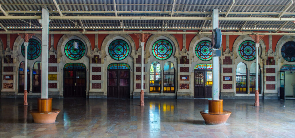 Interior of Istanbul sirkeci train station.