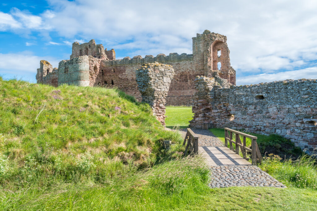 Tantallon Castle, semi-ruined mid-14th-century fortress, located 5 kilometres east of North Berwick, in East Lothian, Scotland.