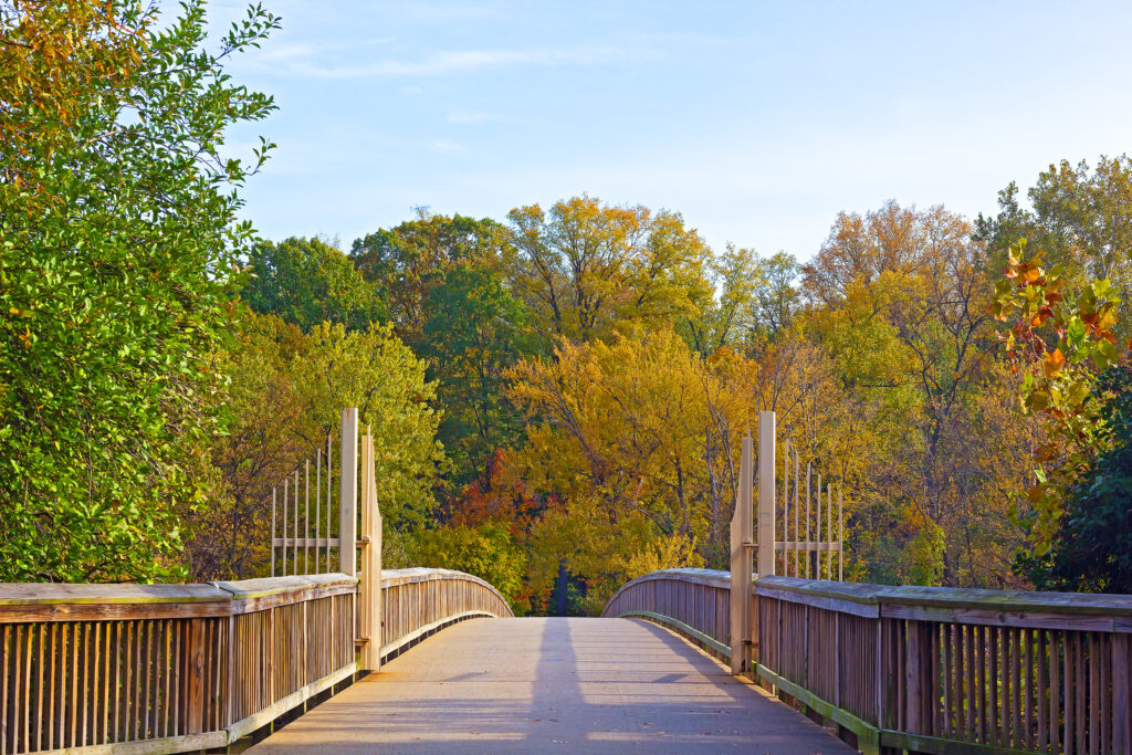 Theodore Roosevelt Island Park gates in fall.