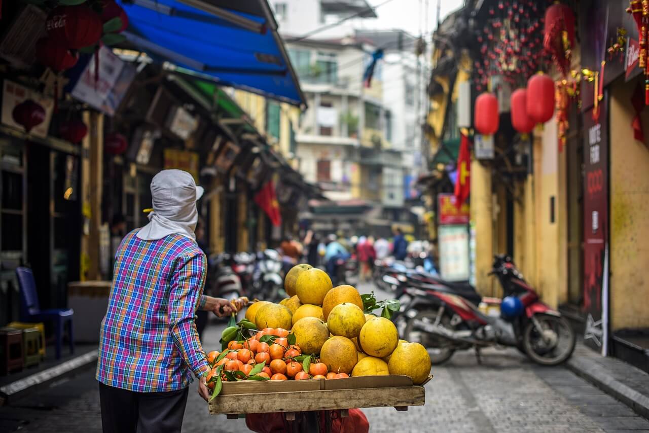 street vendor, fruit vendor, hanoi