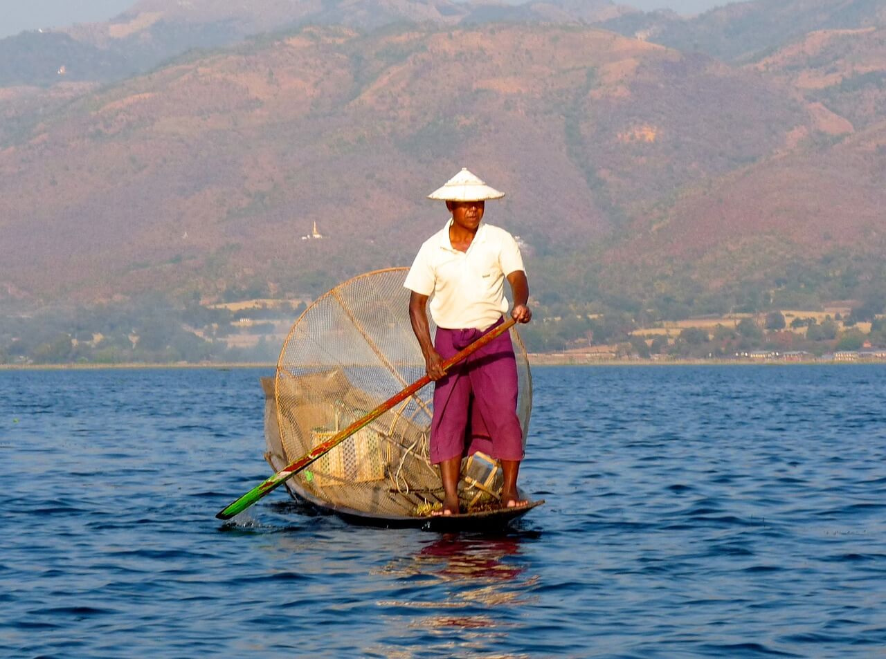 fisherman, inle lake, burma