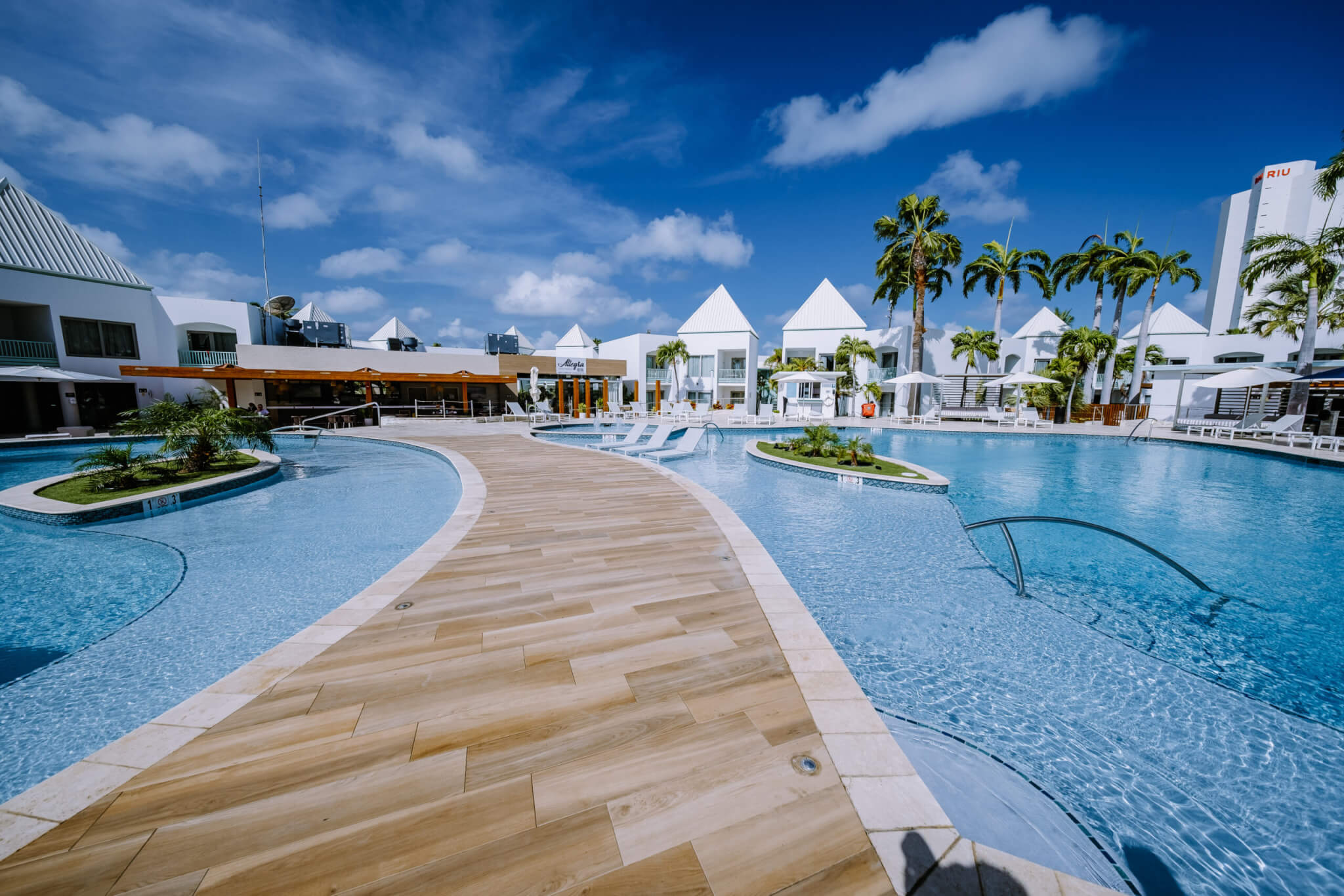 Luxury resort with swimming pool near Palm Beach Aruba Caribbean