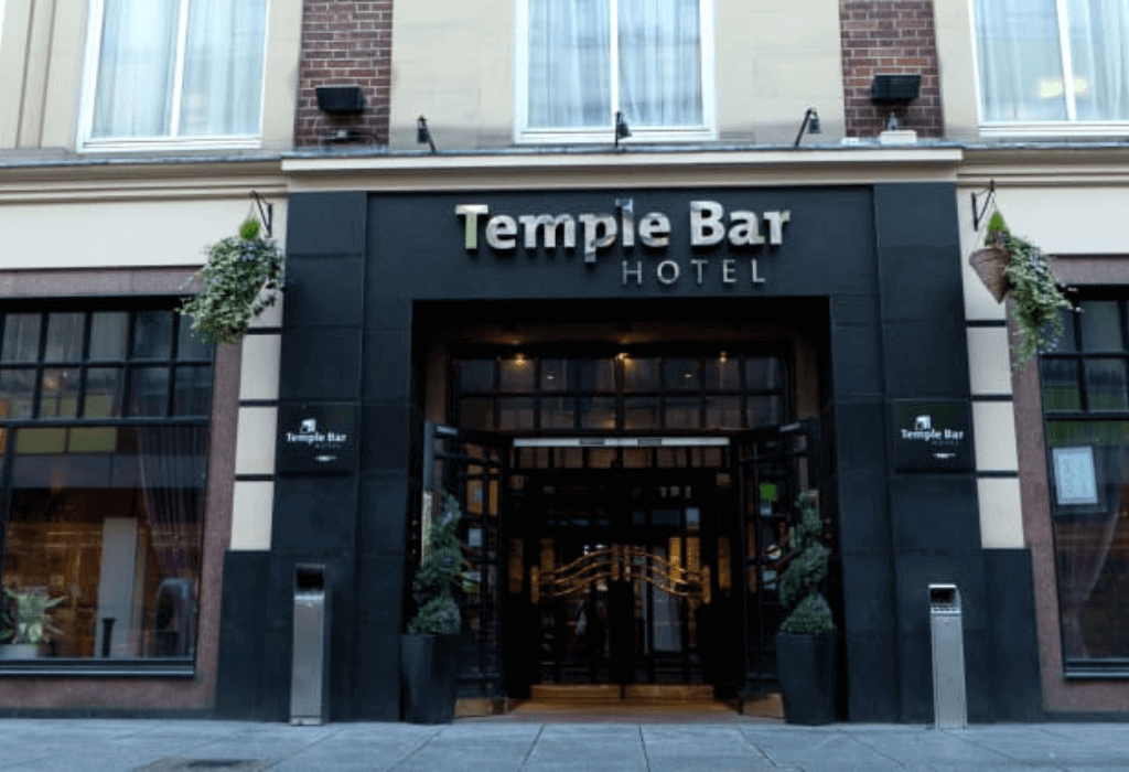 The temple Bar hotel is located near Temple Bar while also providing cheaper rates for accommodations 