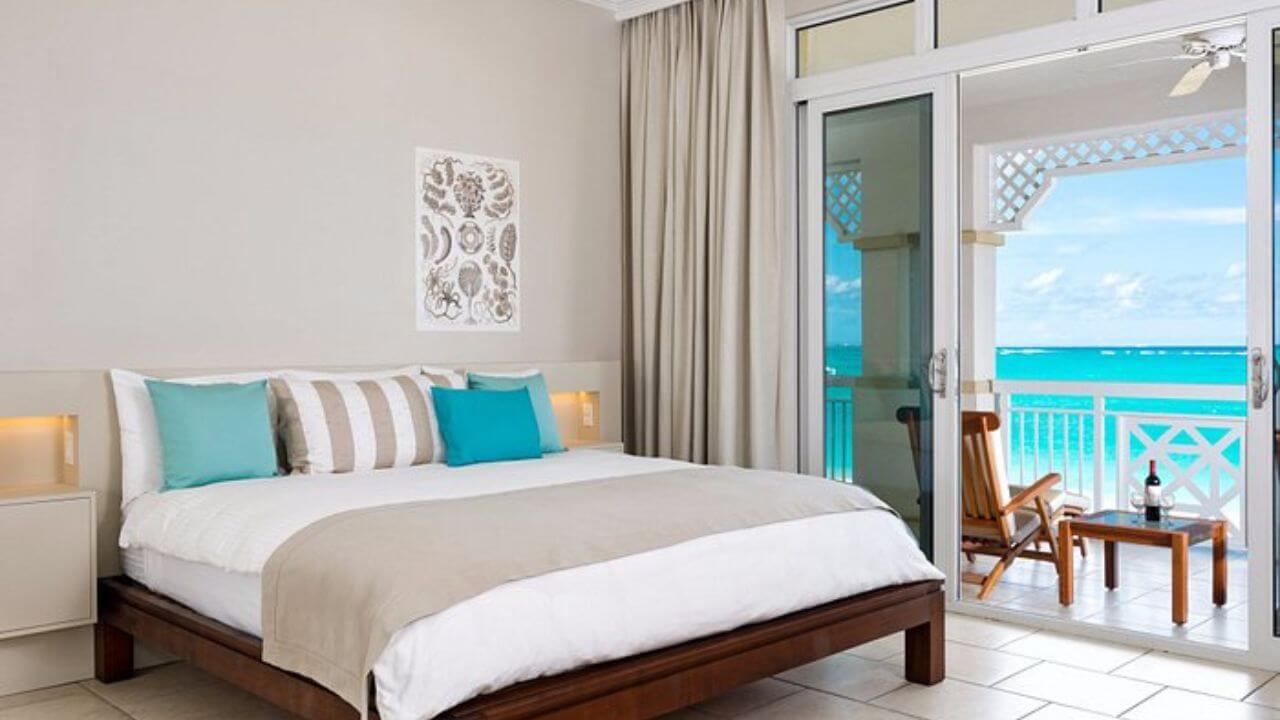 one bedroom room at the alexandra with ocean front 