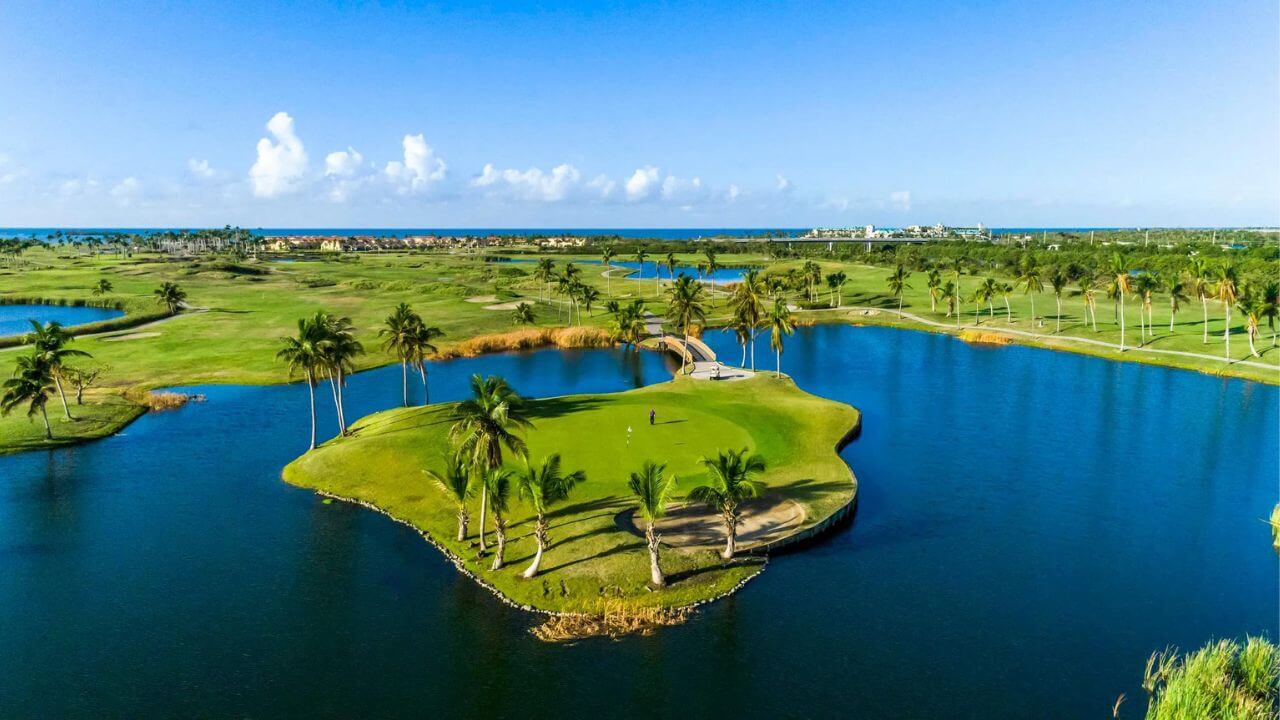 golf course at hilton ponce resort