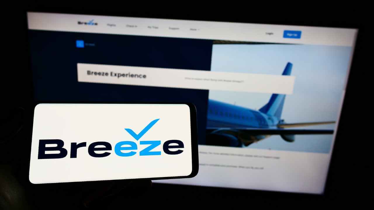 breeze airlines on phone and screen