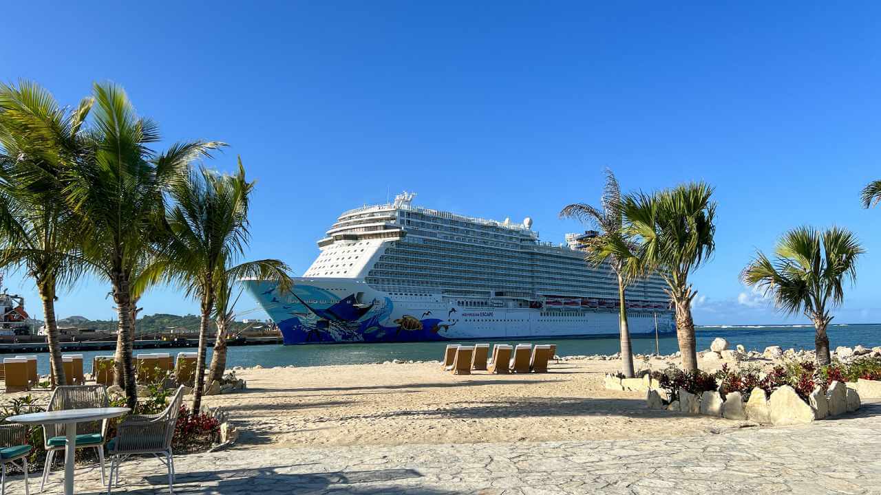 cruise ship getting docked in the dominican republic