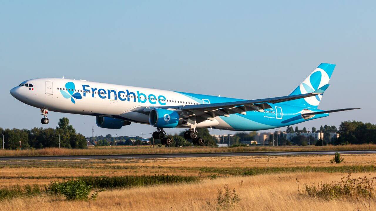 french bee airline about to take off