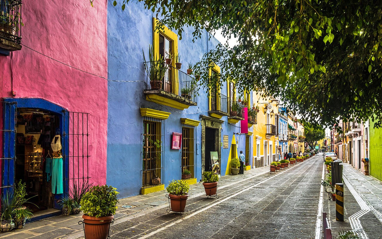 Callejon de los Sapos - Puebla, Mexico