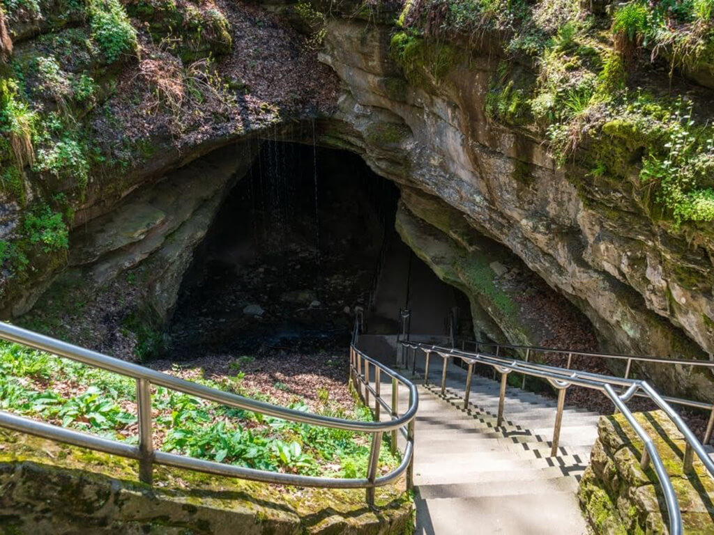 Entrance to Mammoth Cave Kentucky