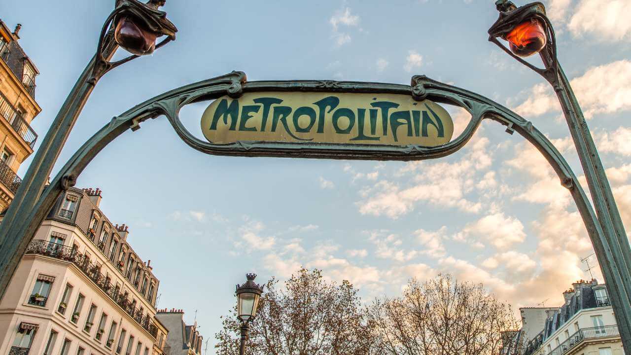 time lapse of the metro sign in paris, france - paris stock videos & royalty-free footage