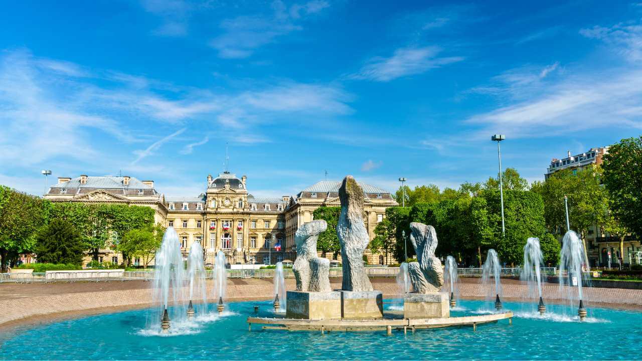 fountain in paris, france - paris stock videos & royalty-free footage
