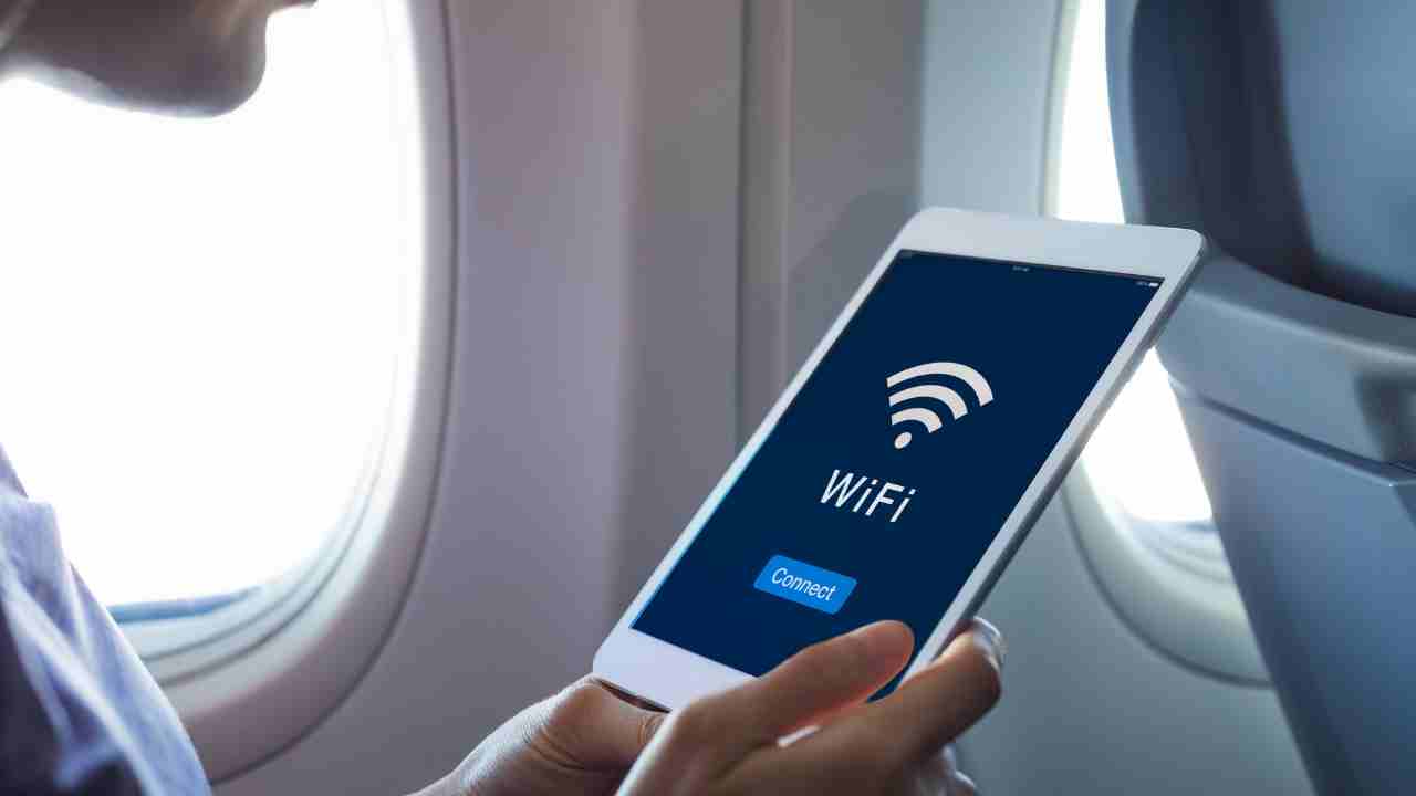 how to connect to a wifi network on an airplane