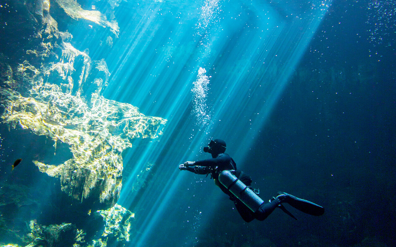 Cenote El Pit