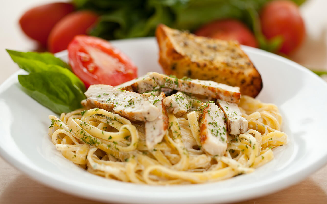 Pasta with Alfredo sauce