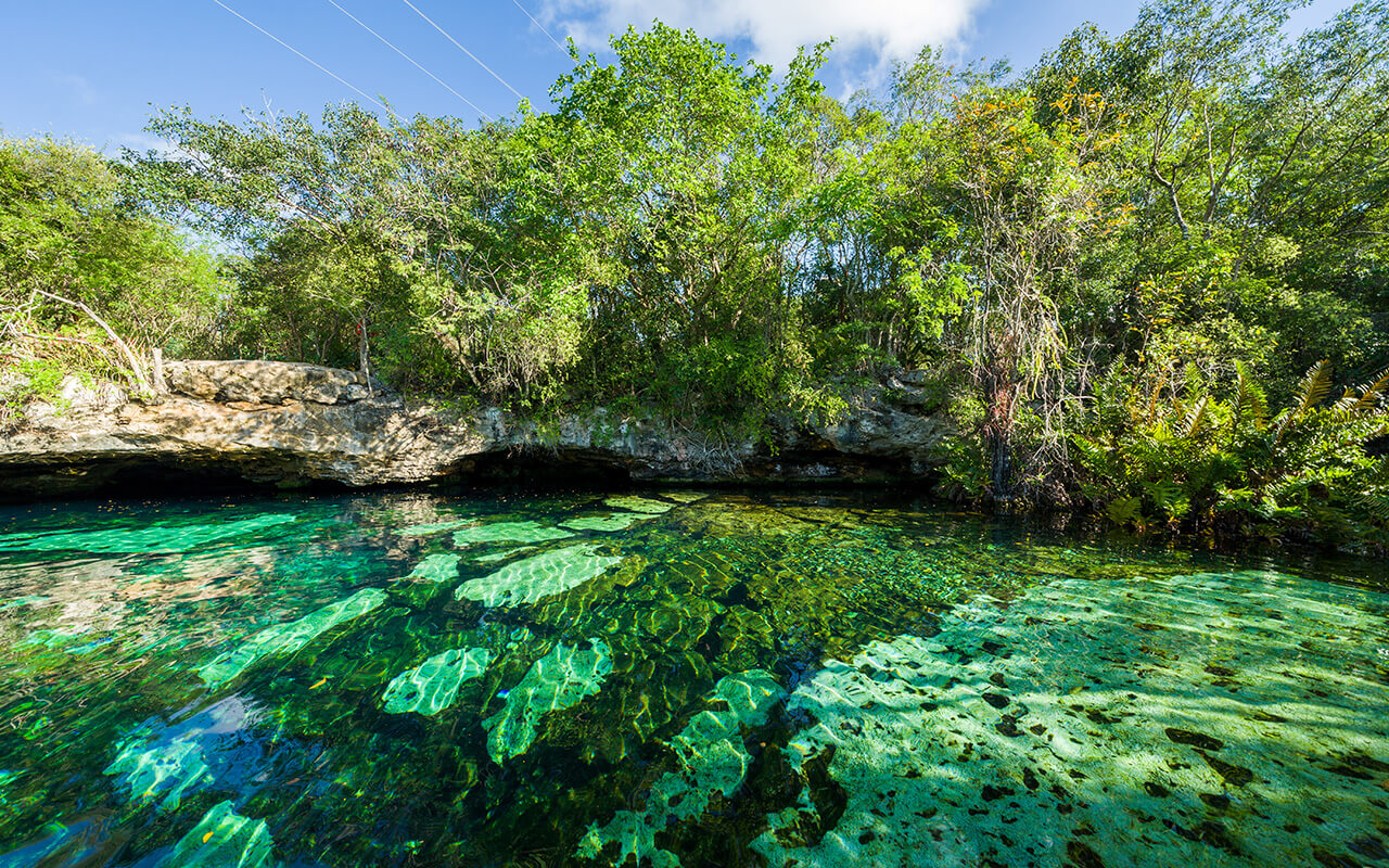 Cenote Azul