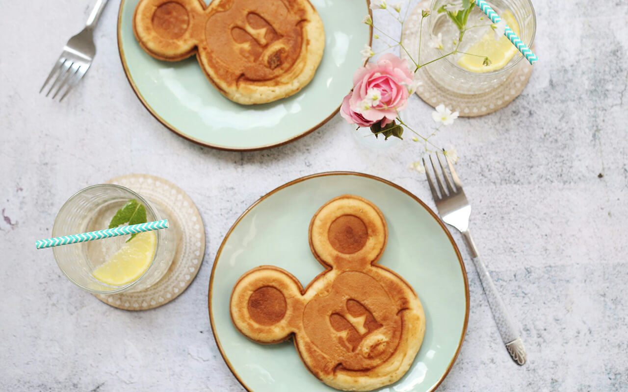 Plate with Mickey Mouse waffles 