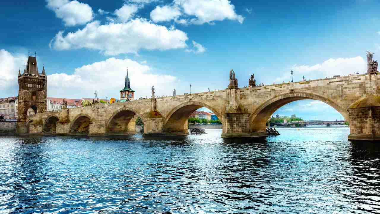 charles bridge in prague, czech republic - charles bridge stock videos & royalty-free footage