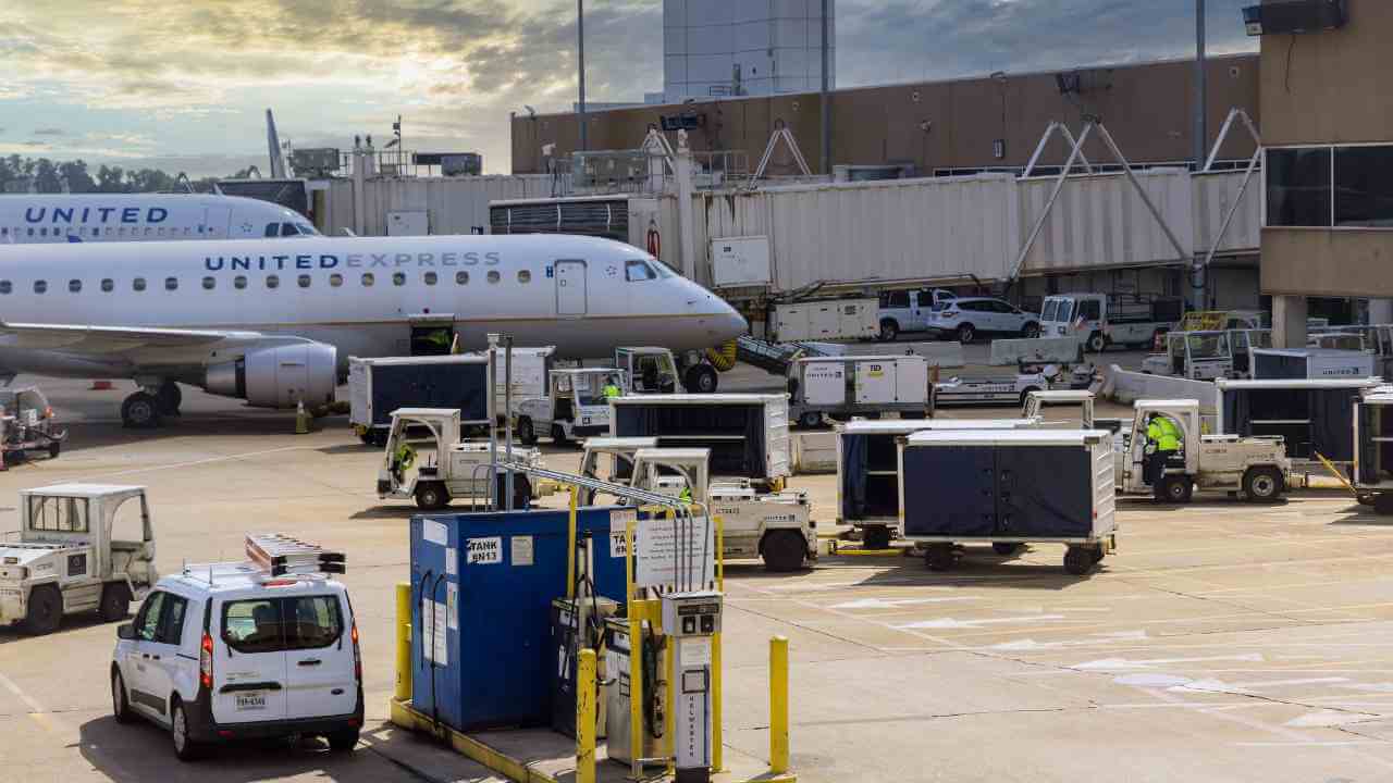 a united airlines jet is parked on the tarmac at hartsfield-jackson international airport in atlanta, georgia