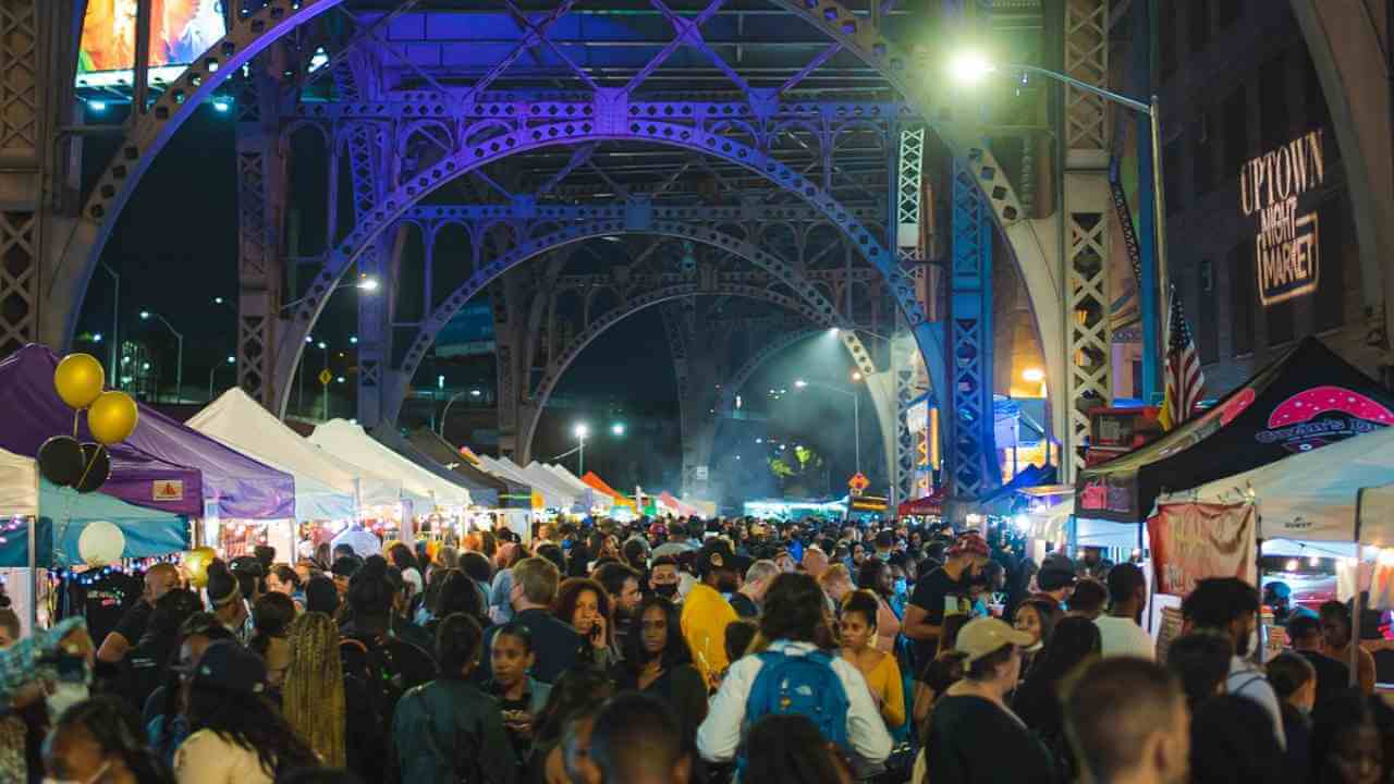 crowd at night market in nyc