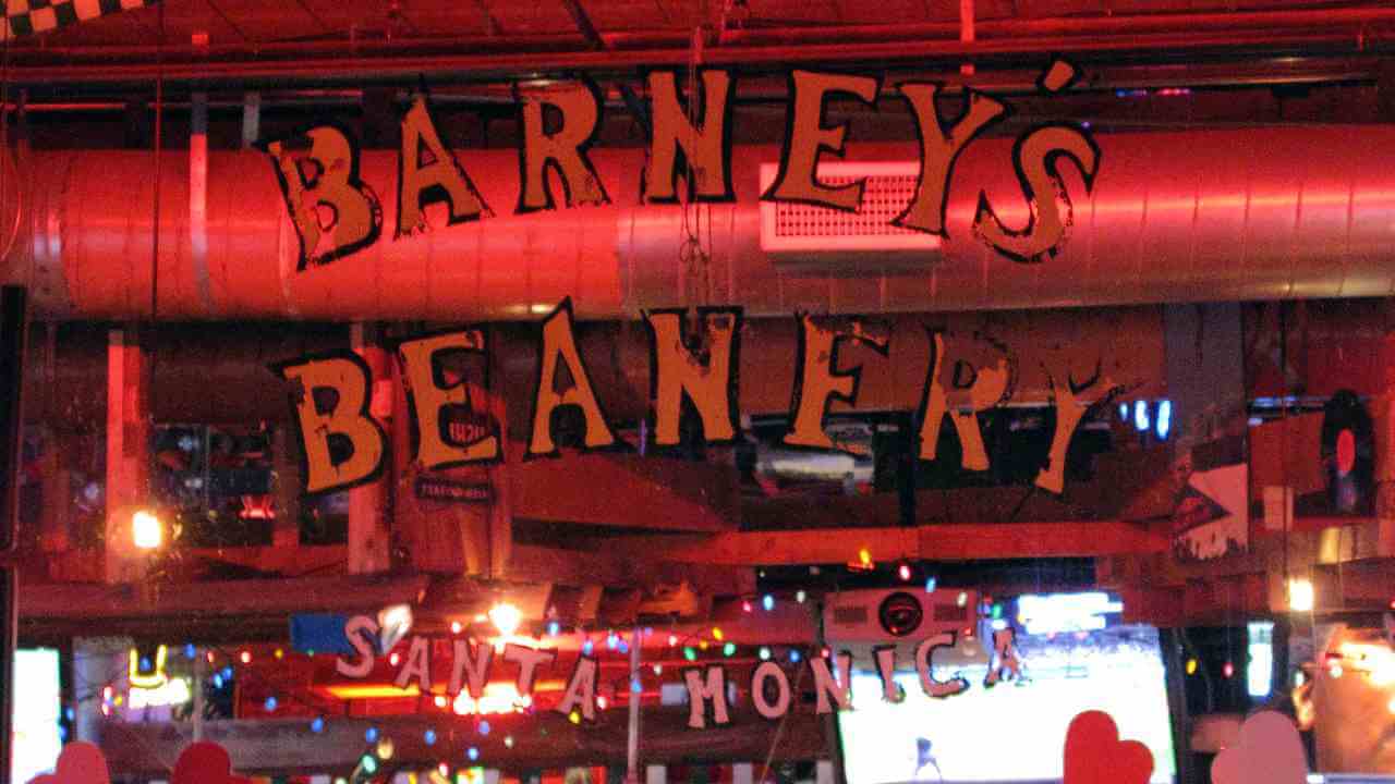 barney’s beanery sign