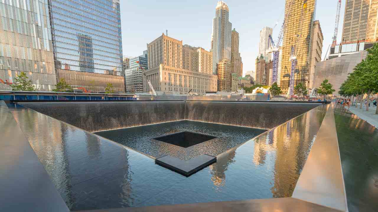 the 9/11 memorial in new york city