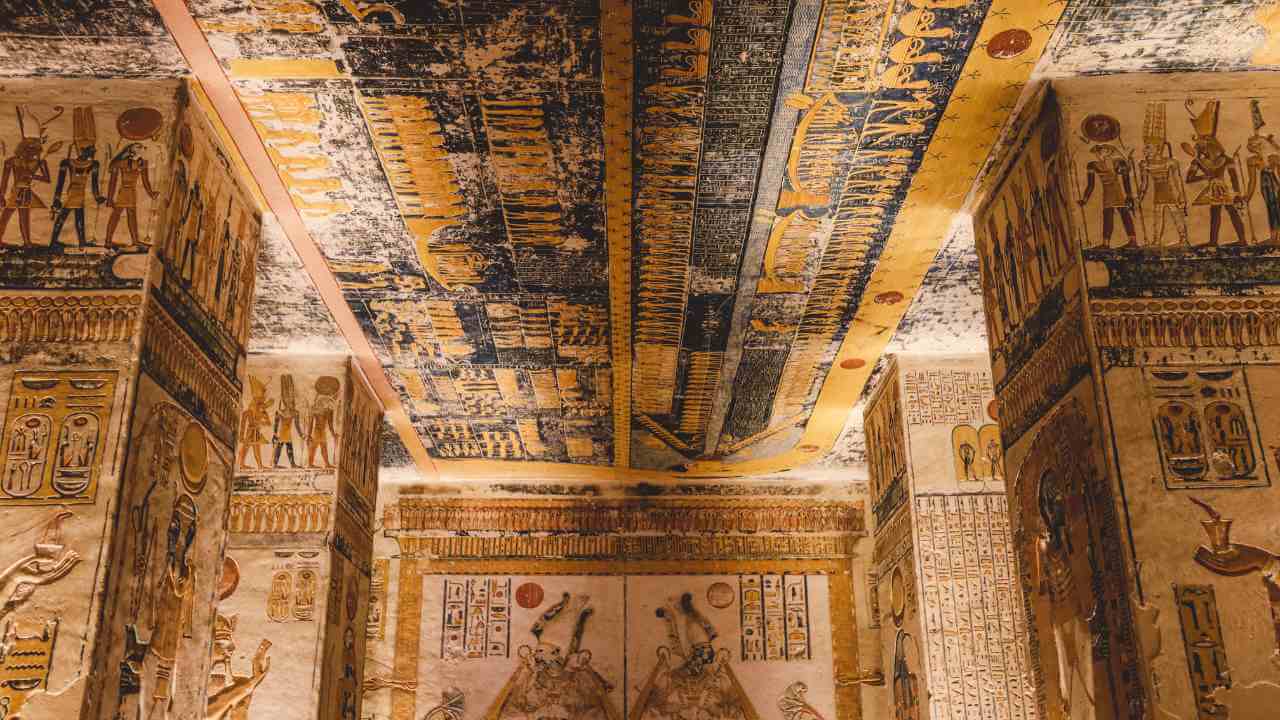 the interior of an ancient egyptian temple