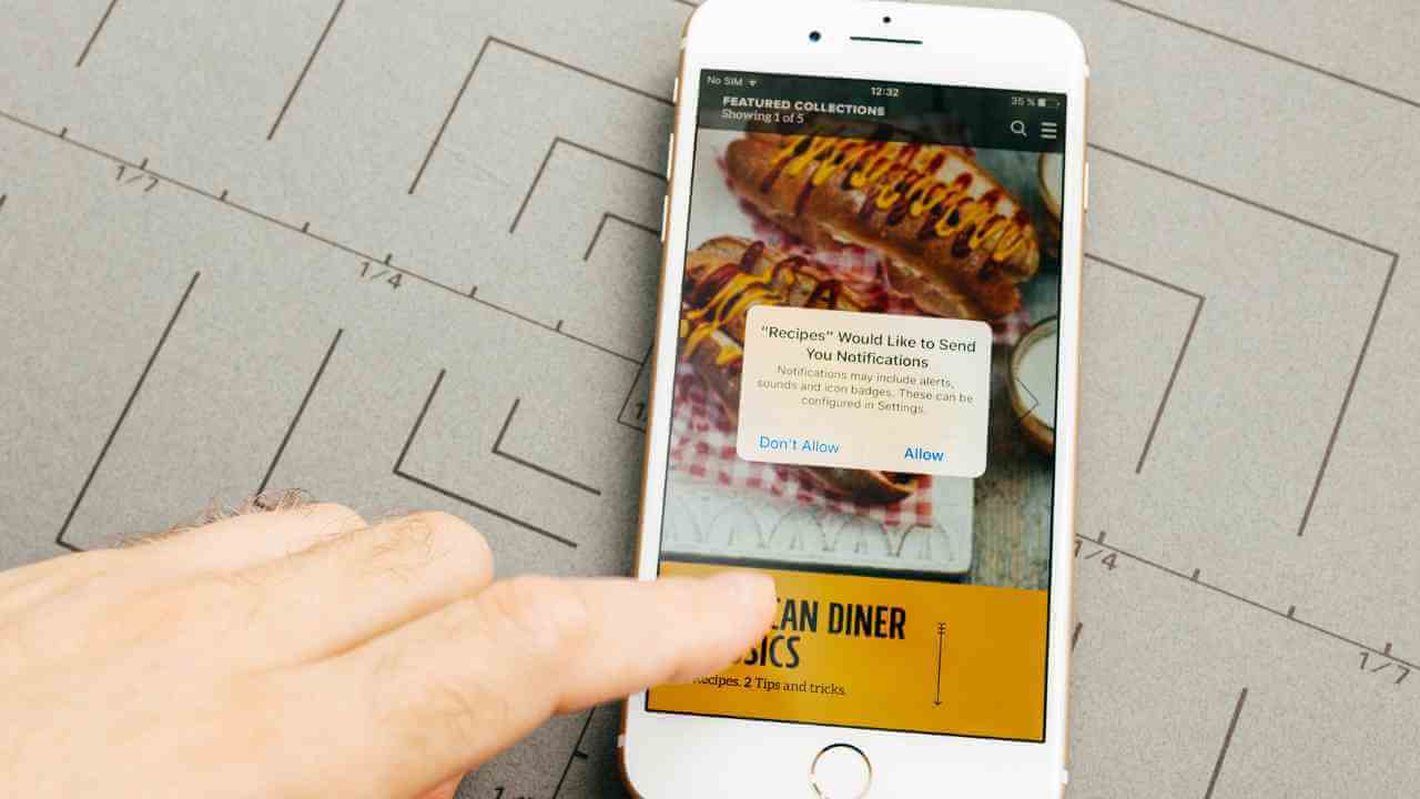 how to use the iphone app to order food from a restaurant