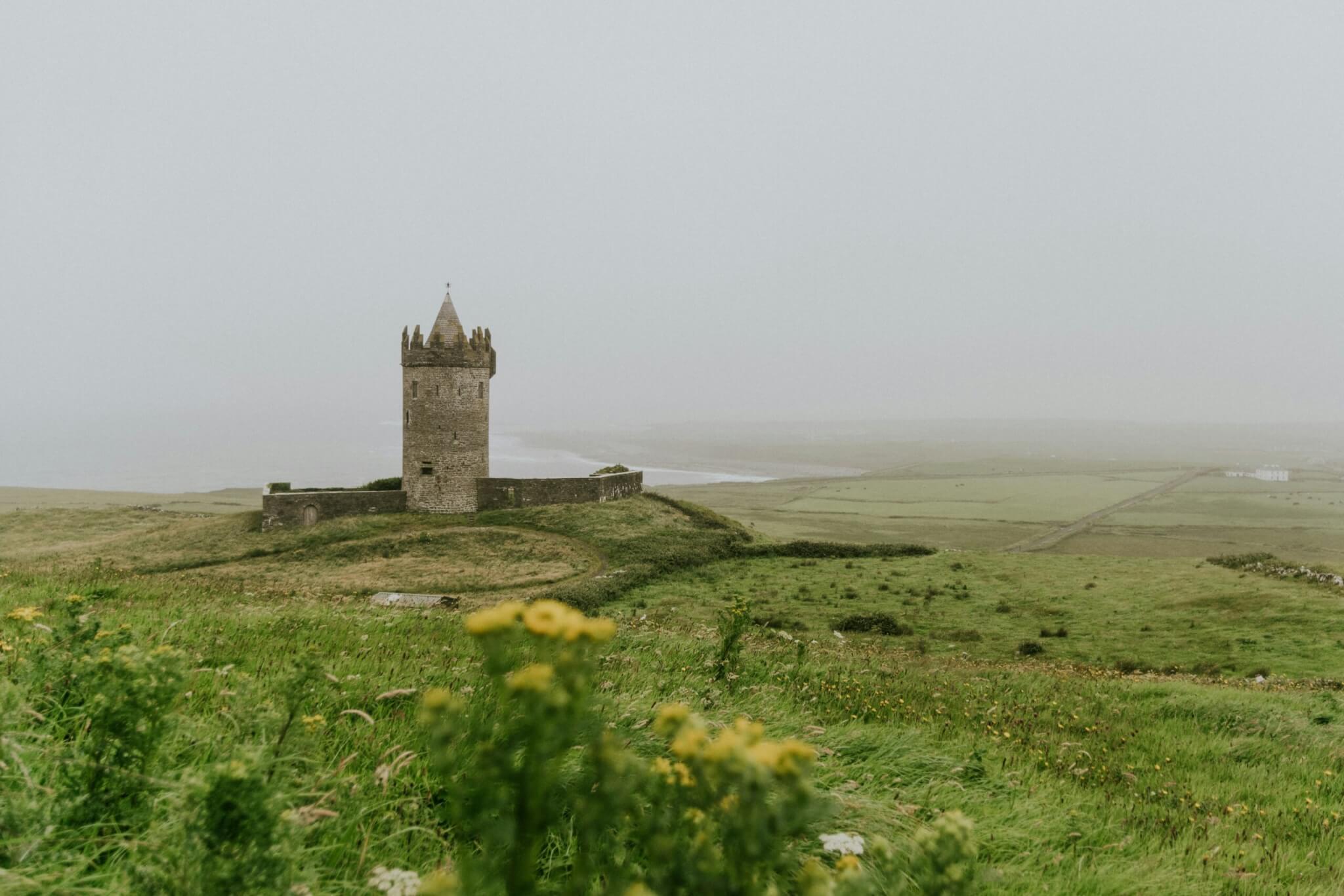 doonagore castle