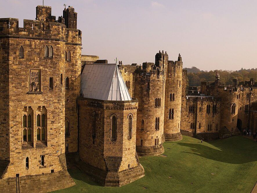 alnwick castle