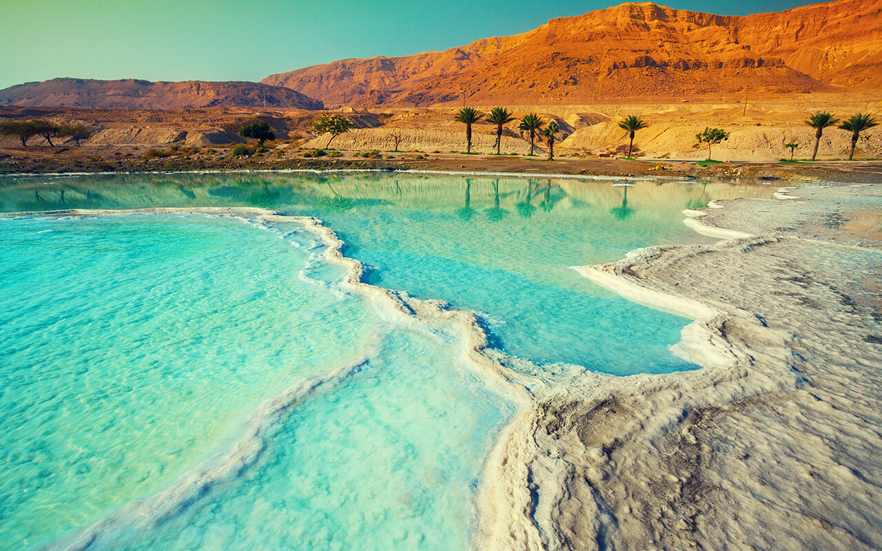 Dead sea salt shore