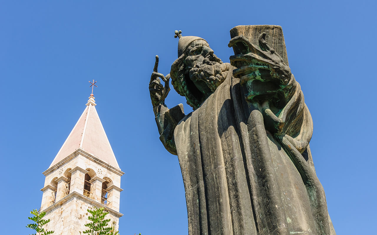 Statue of Gregory of Nin