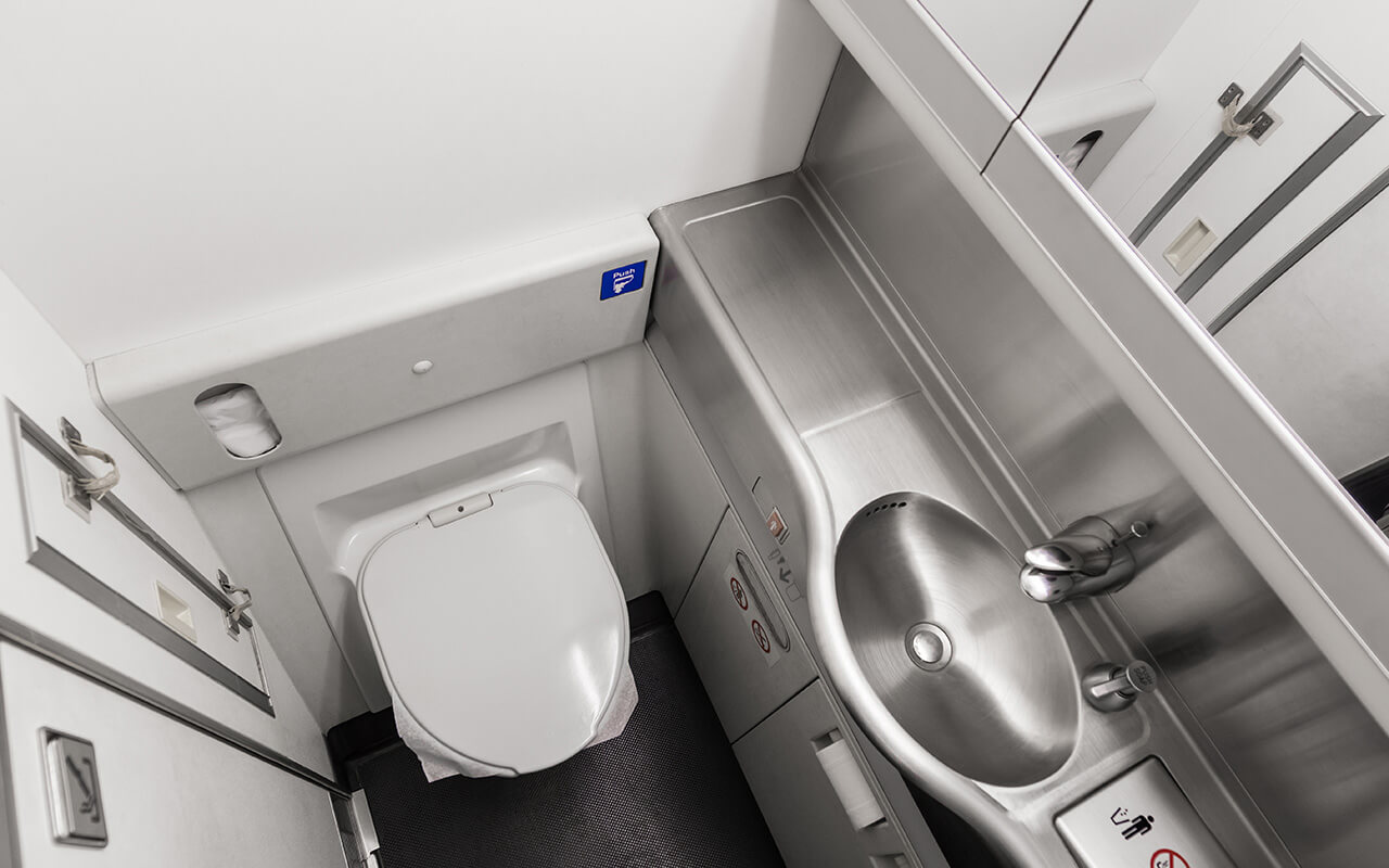 Airplane lavatory