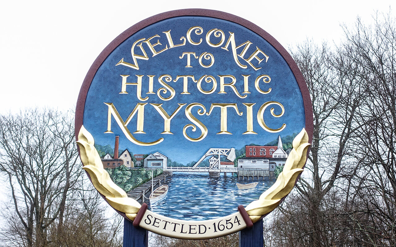 Welcome To Historic Mystic in Connecticut - MYSTIC / CONNECTICUT - APRIL 6,2017