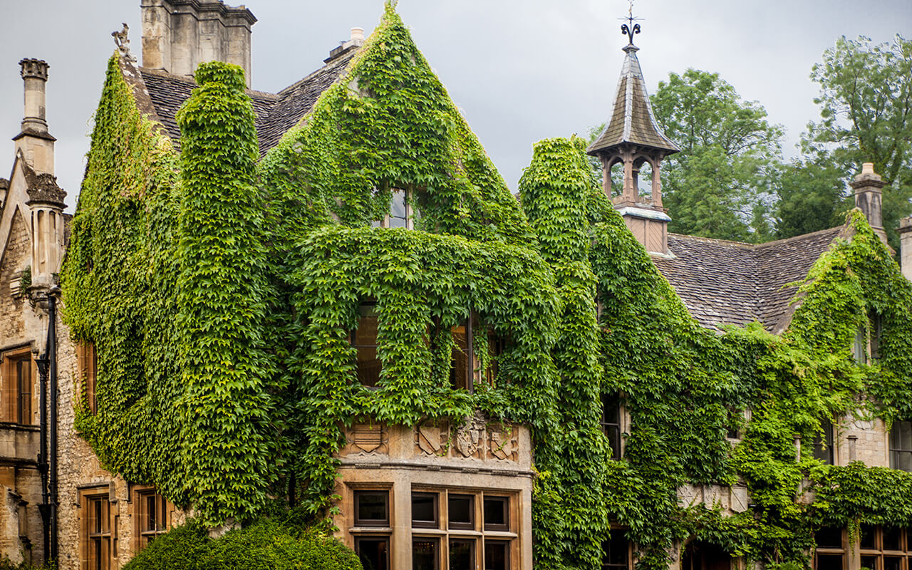 Castle Combe, unique old English village and luxury golf club