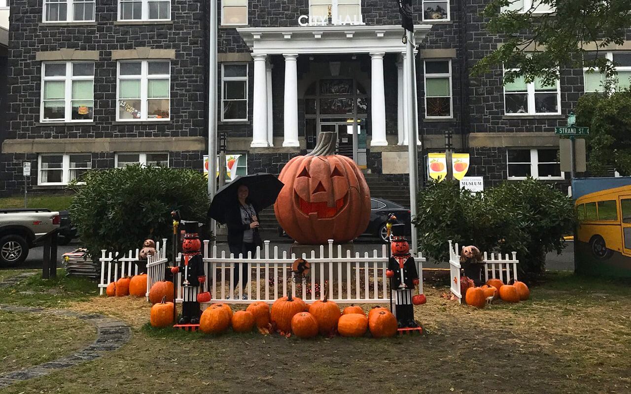 Halloweentown pumpkin in St. Helens, Oregon