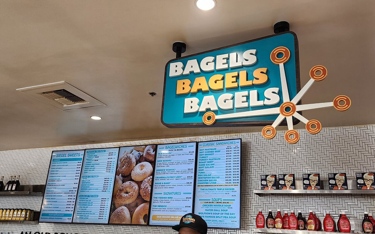 Siegel’s Bagelmania restaurant 