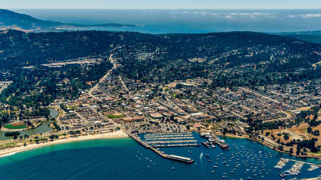 an aerial view of the city of tahoe, california