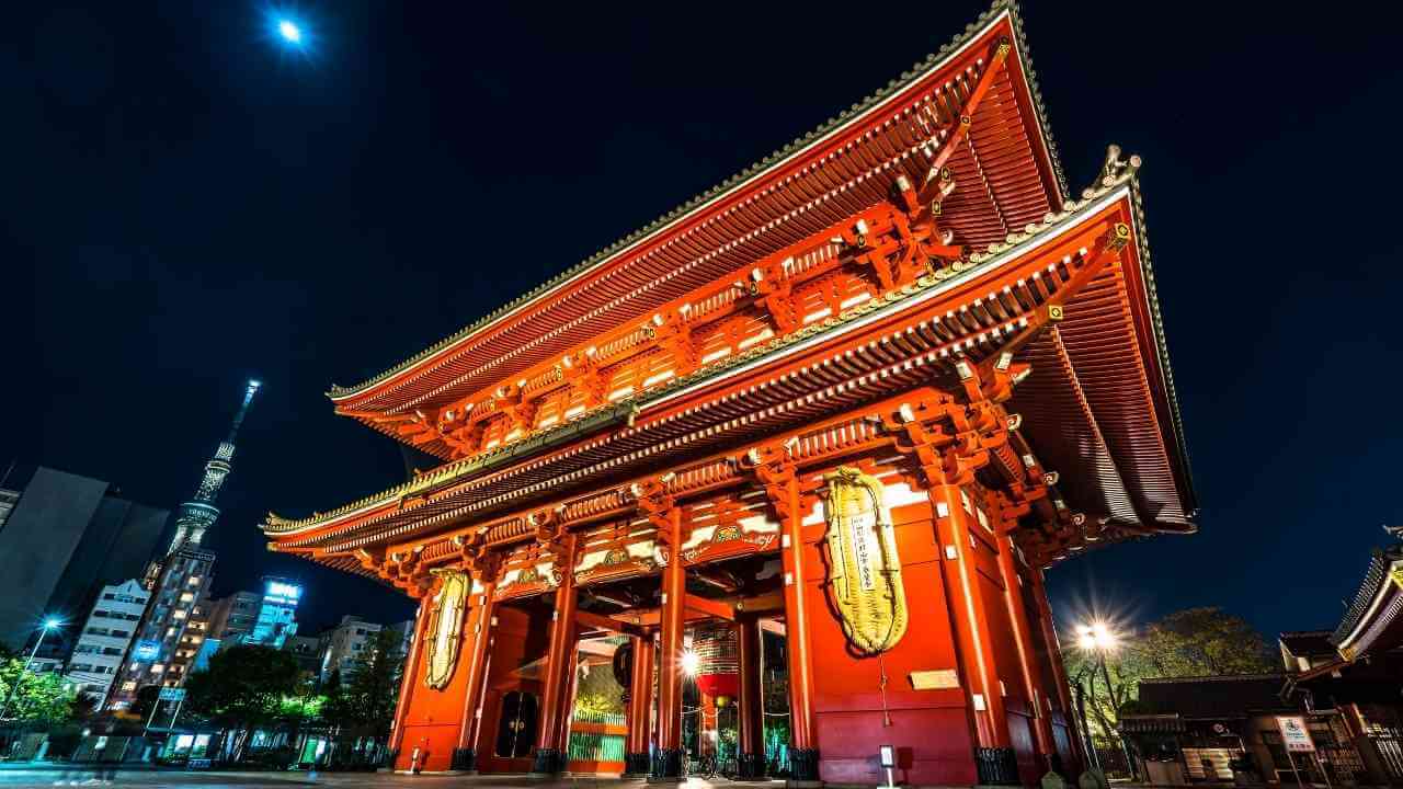 An pagoda lit up at night in Tokyo, Japan