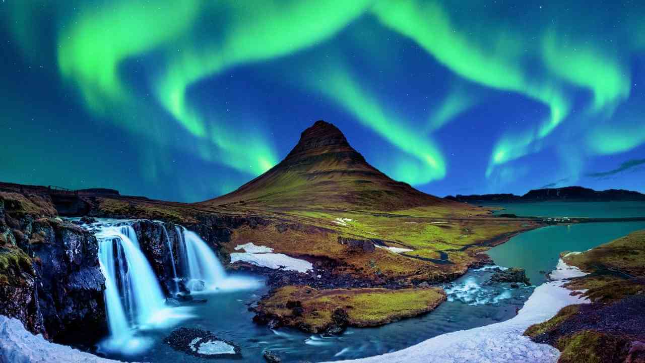 kirkjufell, iceland - aurora borealis stock videos & royalty-free footage