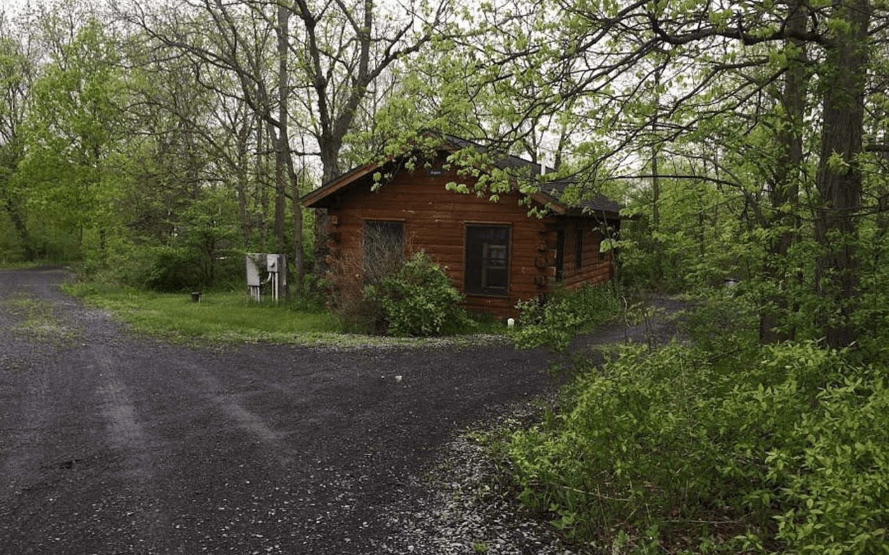 Finger Lakes Mill Creek Cabins in Lodi, New York