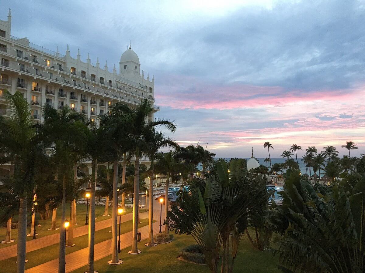 hotel riu palace aruba