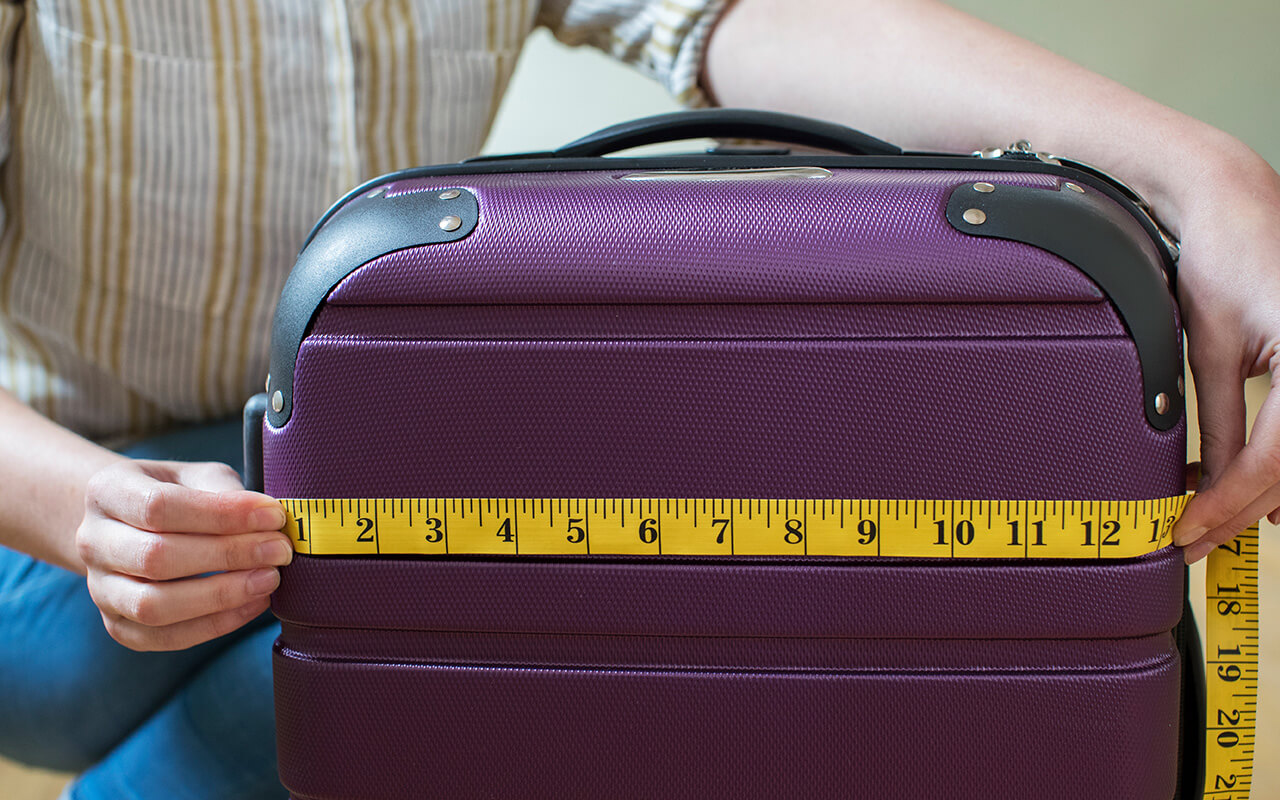 Measuring a suitcase