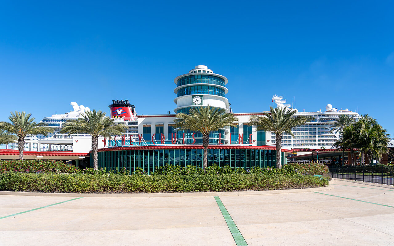 Disney Cruise Line entrance 