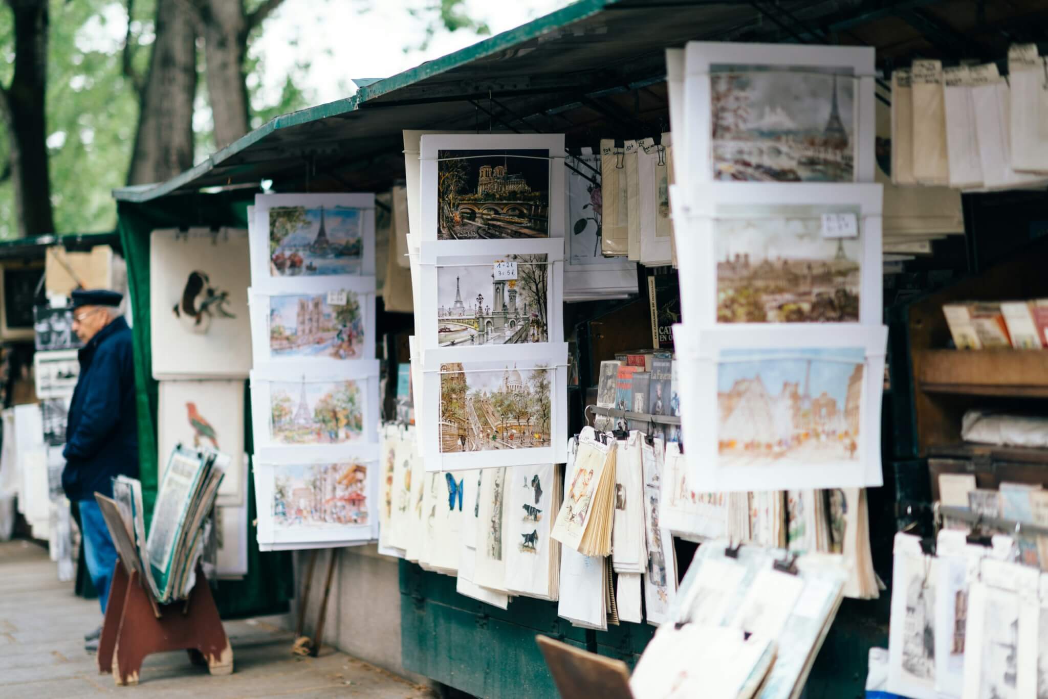 bouquinistes in paris